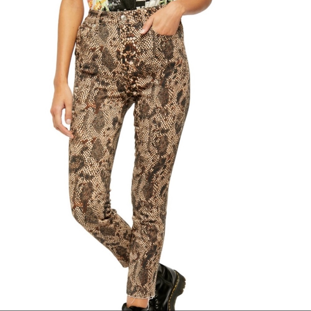 Free People We the Free Two faced Snakeskin Print High Rise Skinny Jeans Size 28